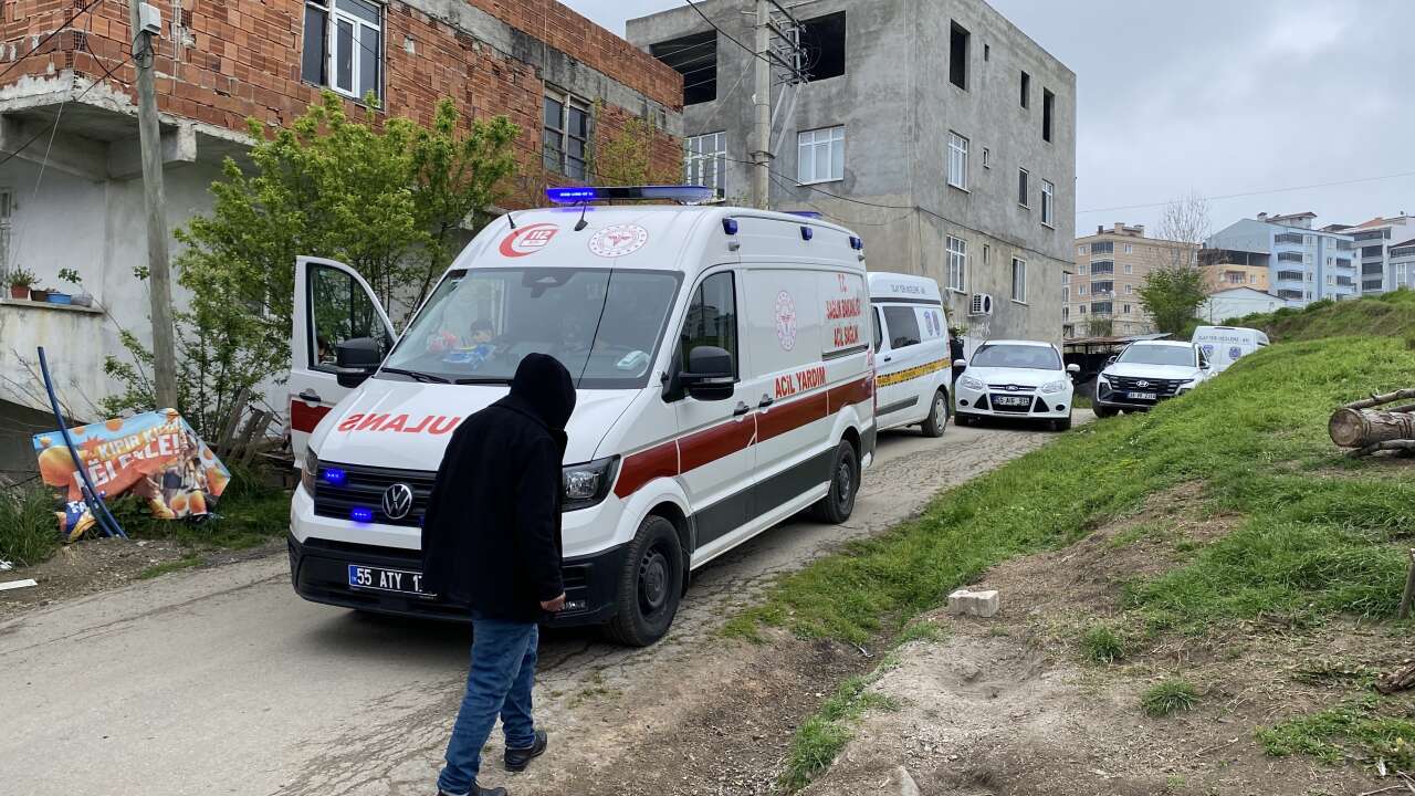 Bir evde 2 ceset! Anne-oğul ölü bulundu 5